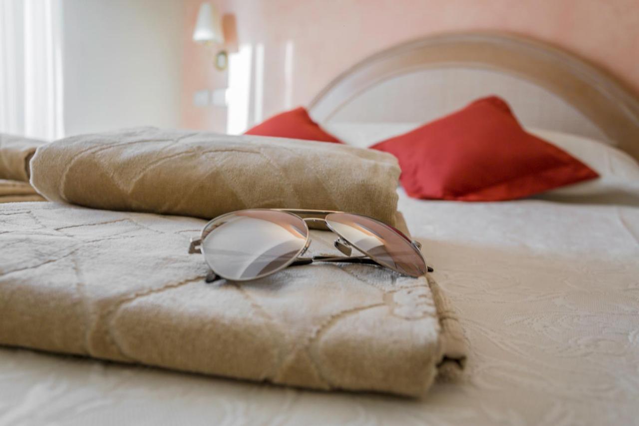 Hotel Derby Exclusive Milano Marittima Eksteriør billede