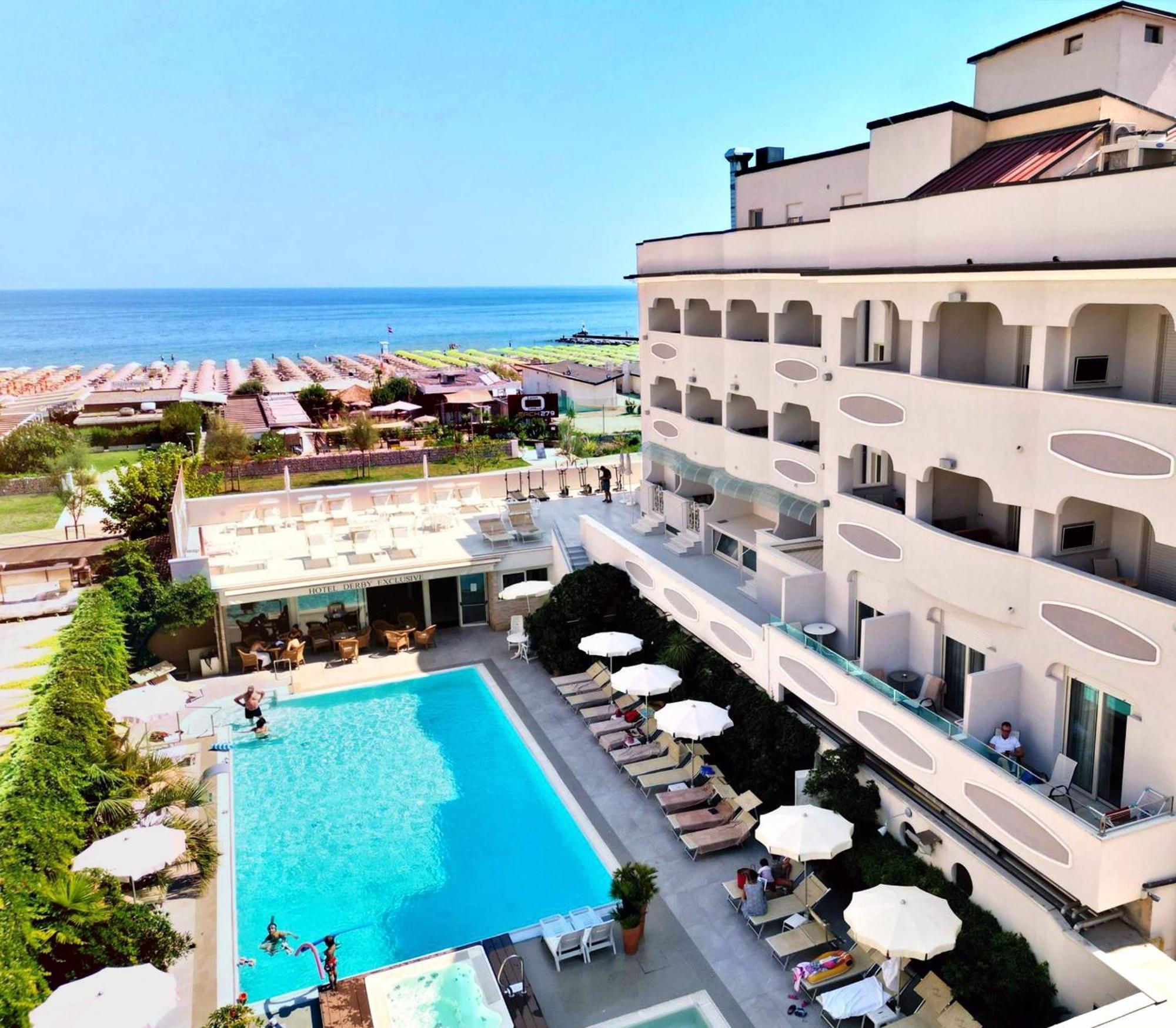 Hotel Derby Exclusive Milano Marittima Eksteriør billede