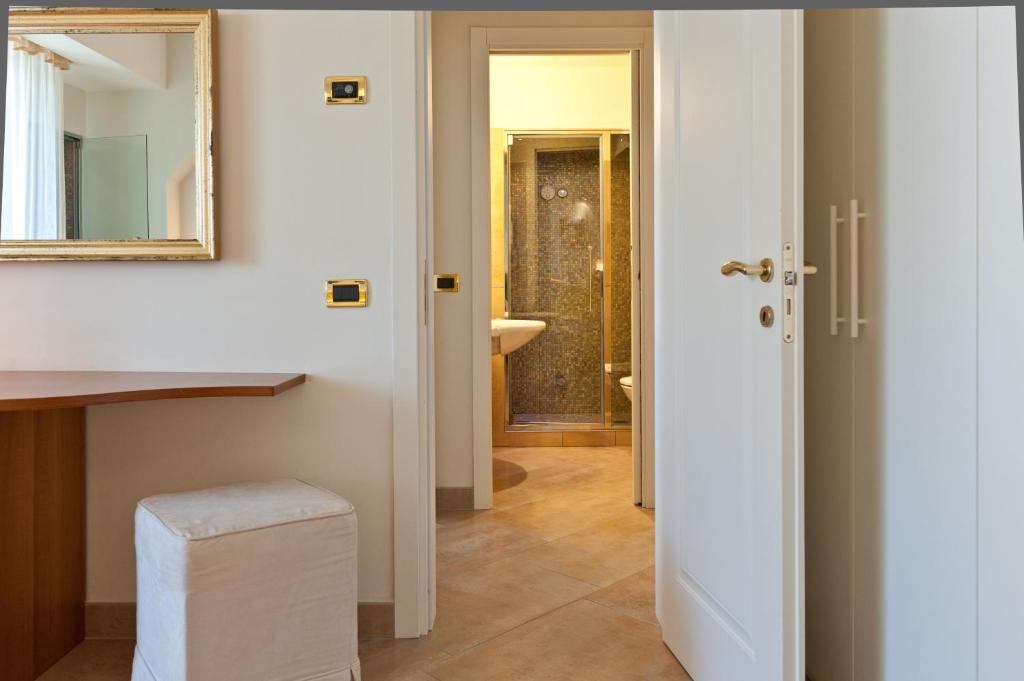 Hotel Derby Exclusive Milano Marittima Værelse billede