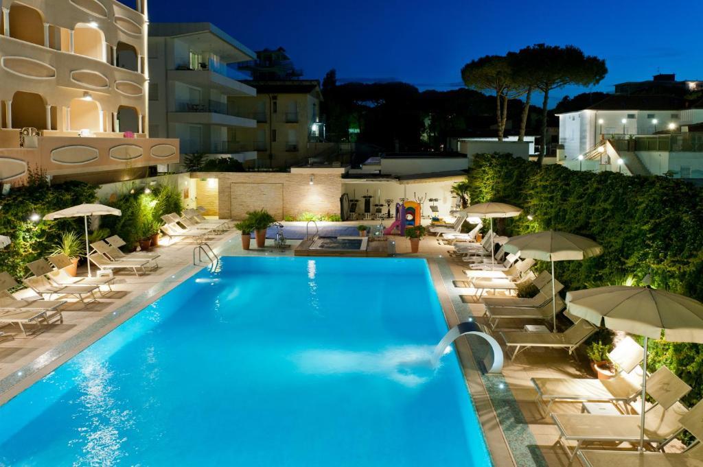Hotel Derby Exclusive Milano Marittima Eksteriør billede